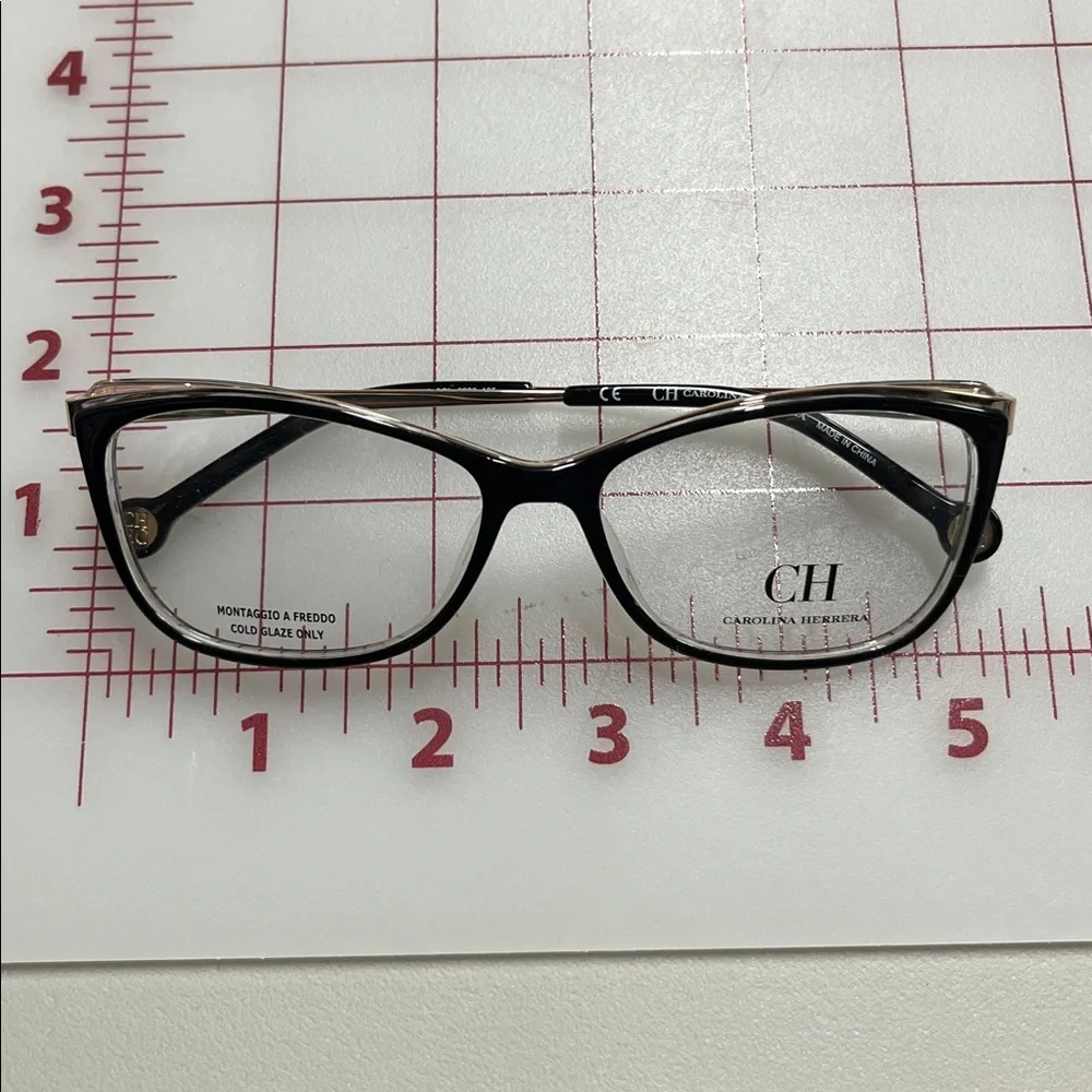 CAROLINA HERRERA NWOT VHE 728K Modern Cat Eye 53-15-135 BLK/Gold Eyeglass Frame